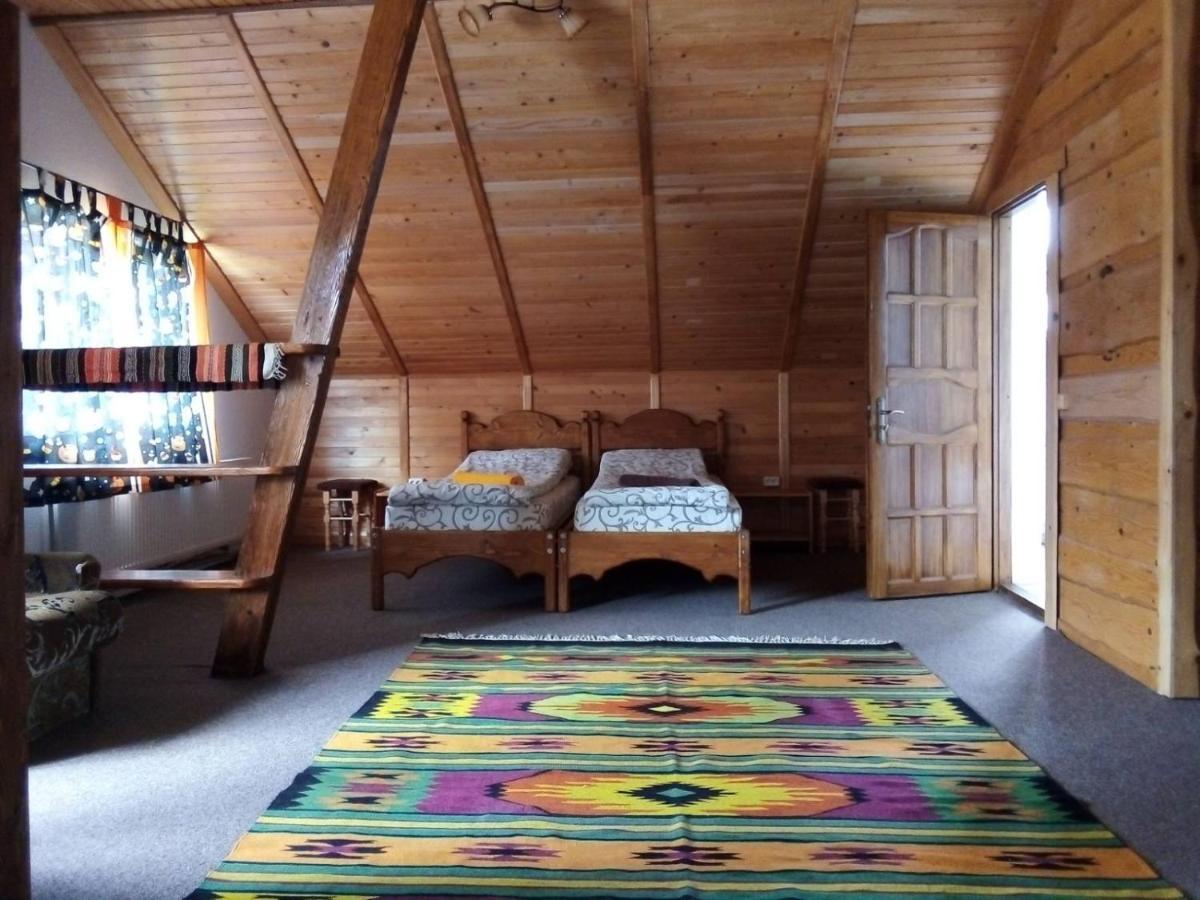 Guest House Mansarda Jaremtsje Eksteriør bilde